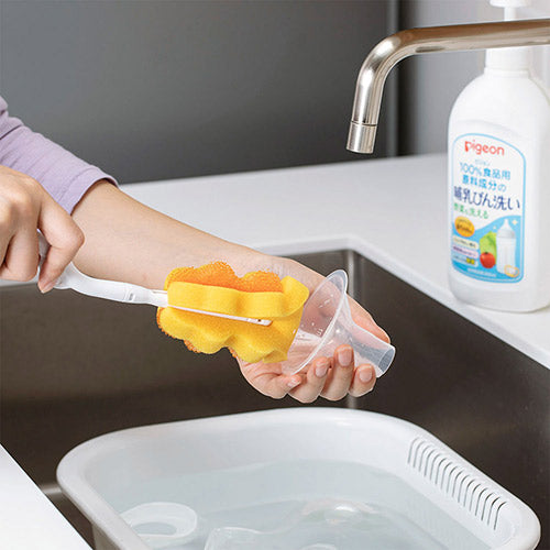 Pigeon Breastfeeding Sponge Brush