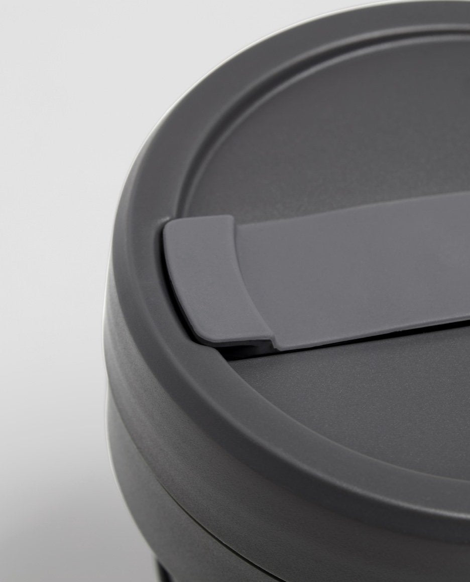 Stojo Silicone Collapsible Cup (16oz - Grande Size) - Carbon - Pupsik Singapore