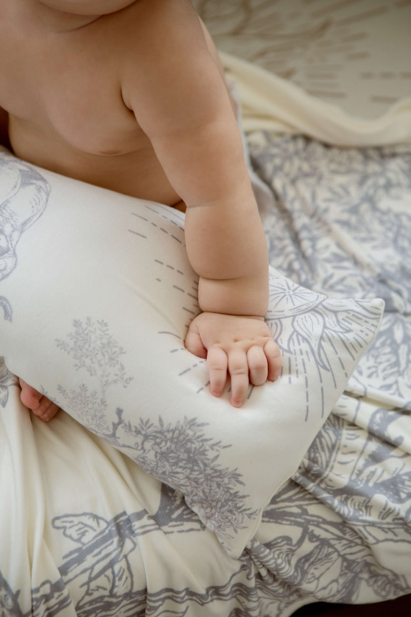 House of Holly Luxe Bamboo Blanket +  Free pillowcase for M size pillows (12 Designs) - Pupsik Singapore