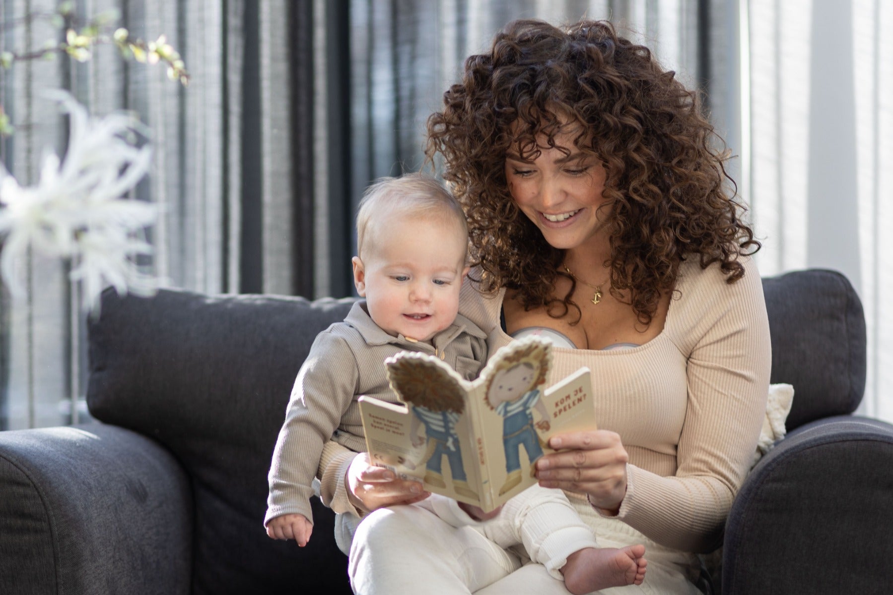 Youha The Ins (Ava) Gen 2 Wearable Handsfree Breast Pump w/ Bluetooth App