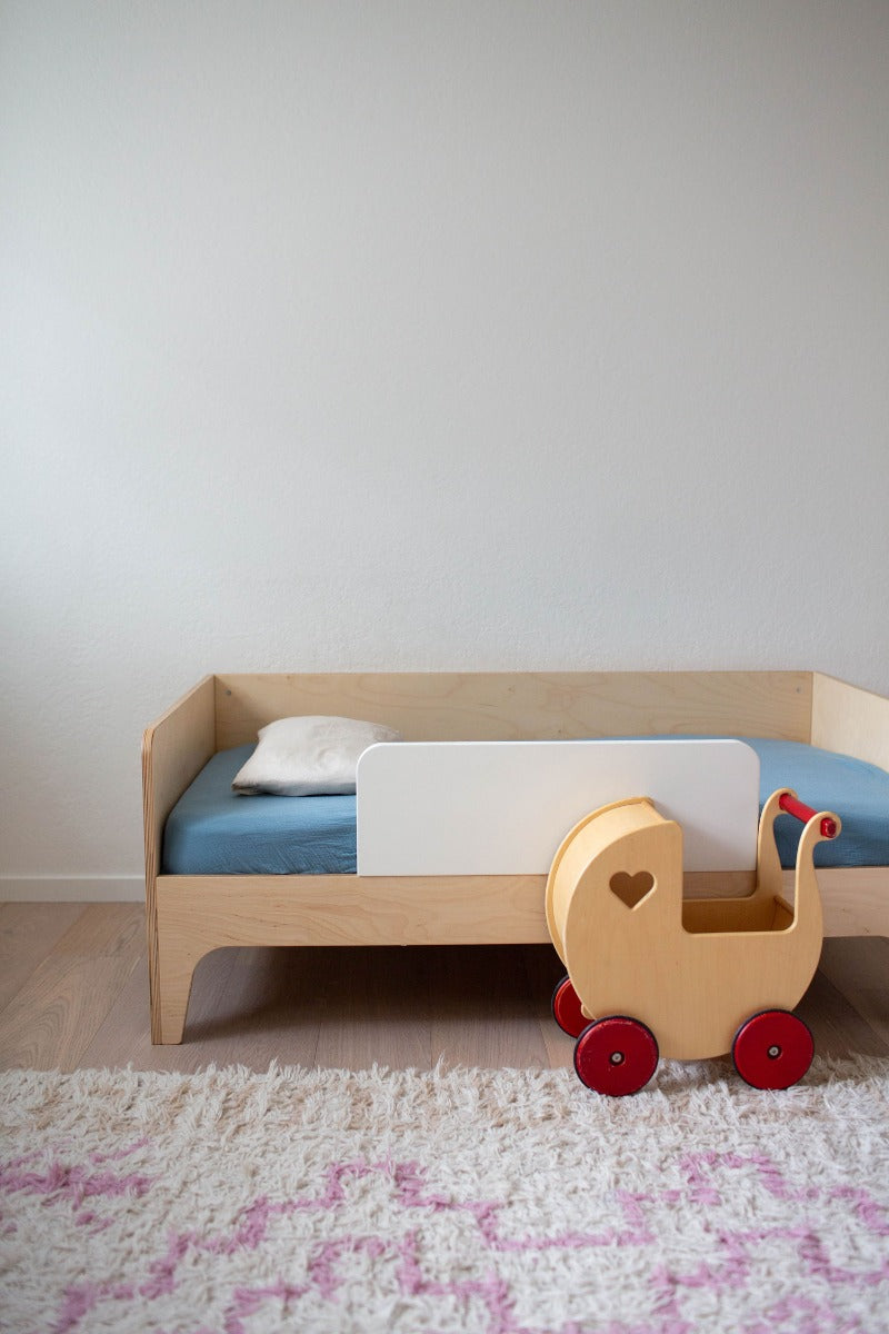 Soft Spot Fitted Sheets, Size M (7 Colours) - Pupsik Singapore