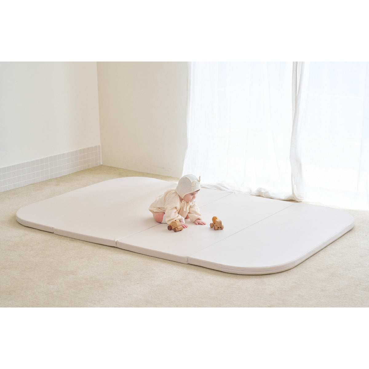 IFAM RUUN Round Folder Mat Reversible Playmat (211 x 139.5cm)