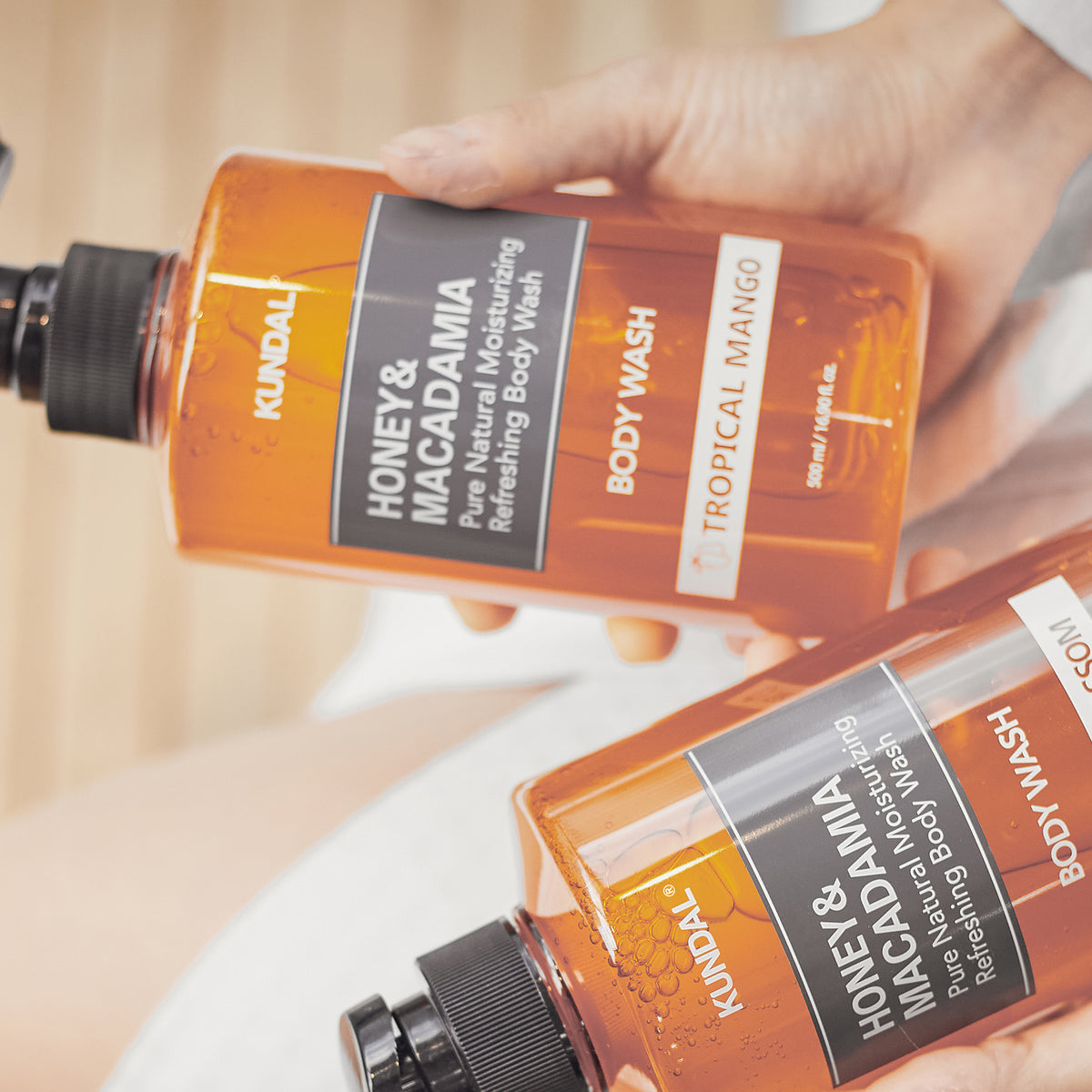 Kundal Honey & Macadamia Pure Body Wash, 500ml - Pink Grapefruit (Exp 01/28)