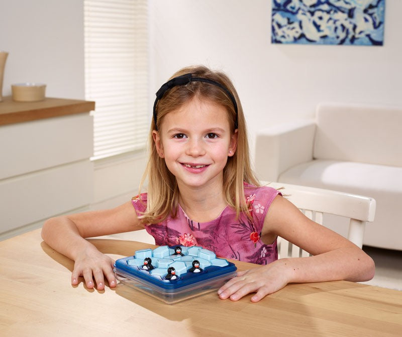 SmartGames Penguins Pool Party Puzzle Game