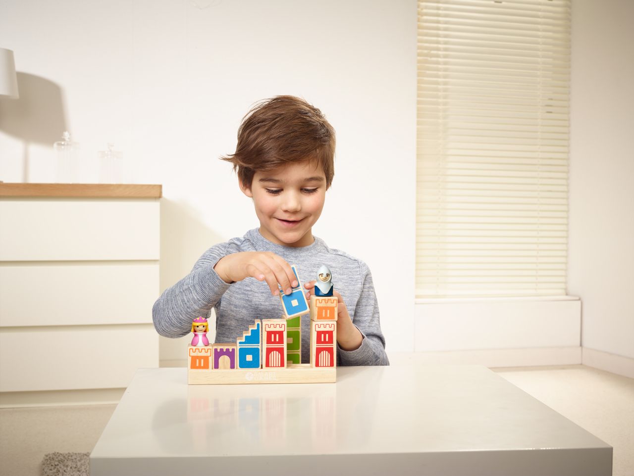 SmartGames Camelot Jr. Puzzle Game