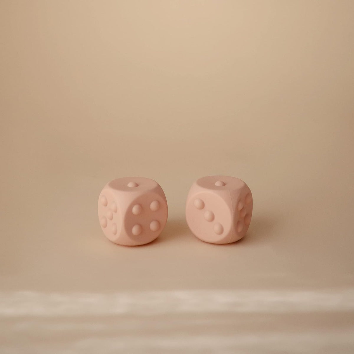 Mushie Dice Press Toy, 2pk (4 colors) - Pupsik Singapore