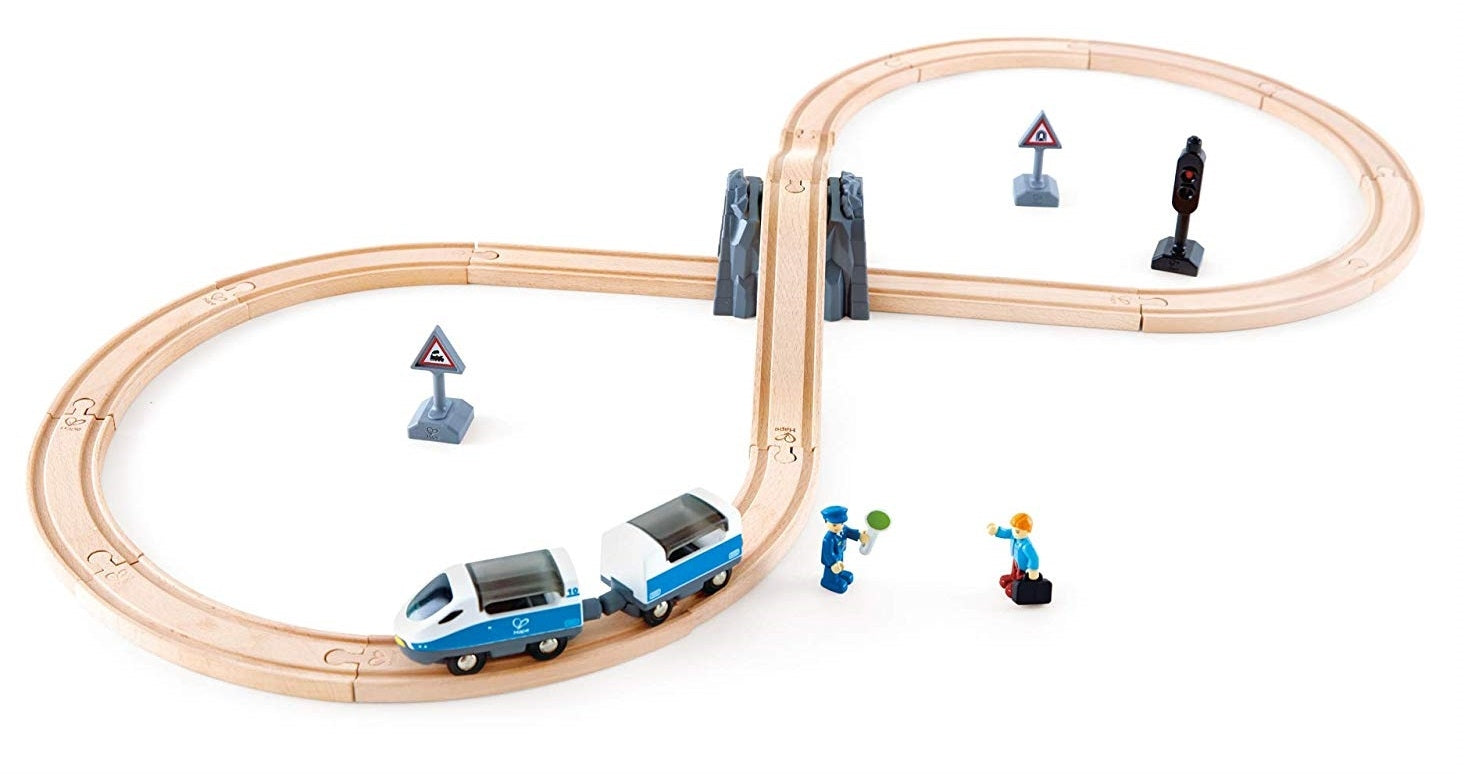 Hape Figure 8 Safety Train Railway Set