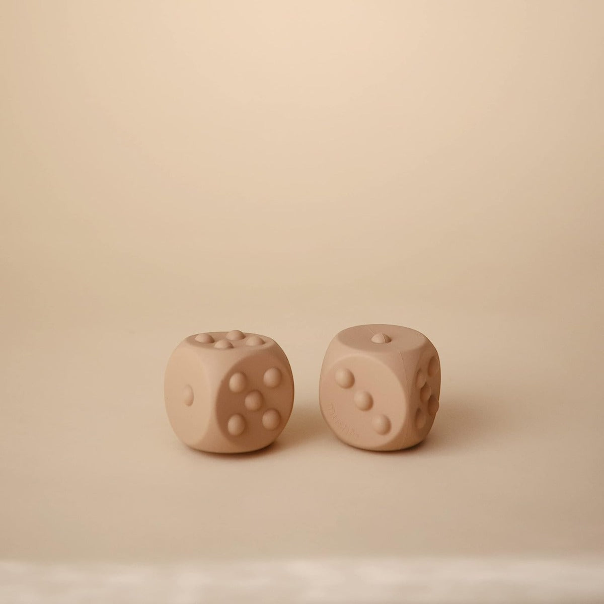 Mushie Dice Press Toy, 2pk (4 colors) - Pupsik Singapore
