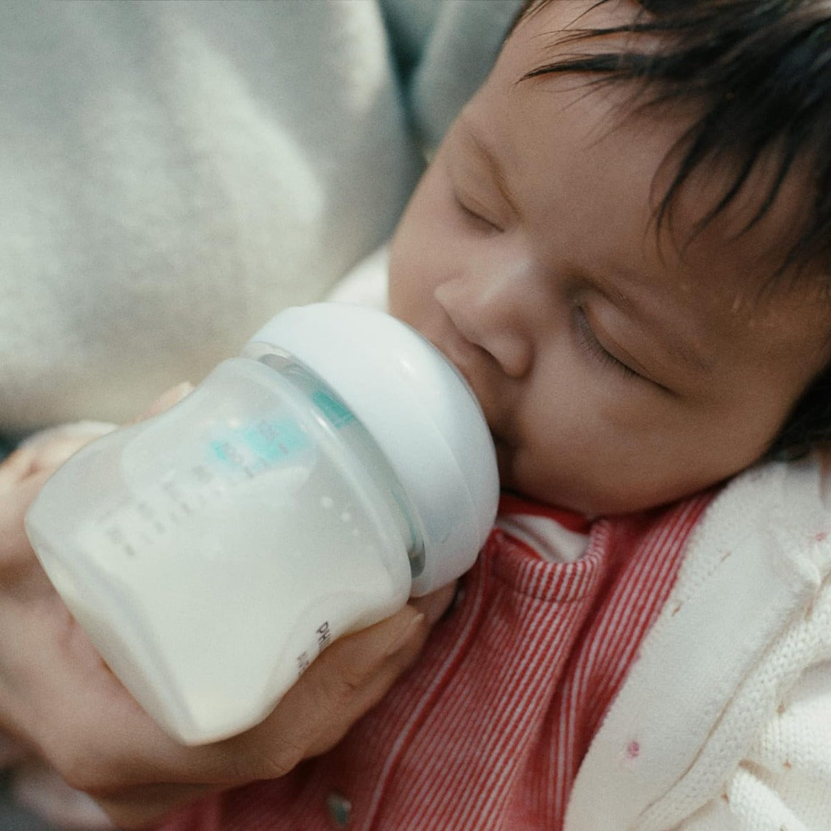 Philips Avent Natural Response Baby Bottle with Airfree Vent, 125ml (1pk)