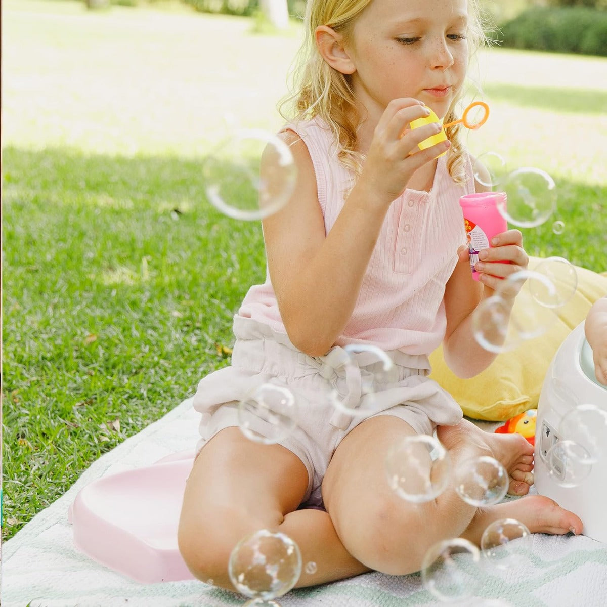 Bumbo Elipad Toddler Floor Seat & Kneeling Pad (5 Colors) - Pupsik Singapore