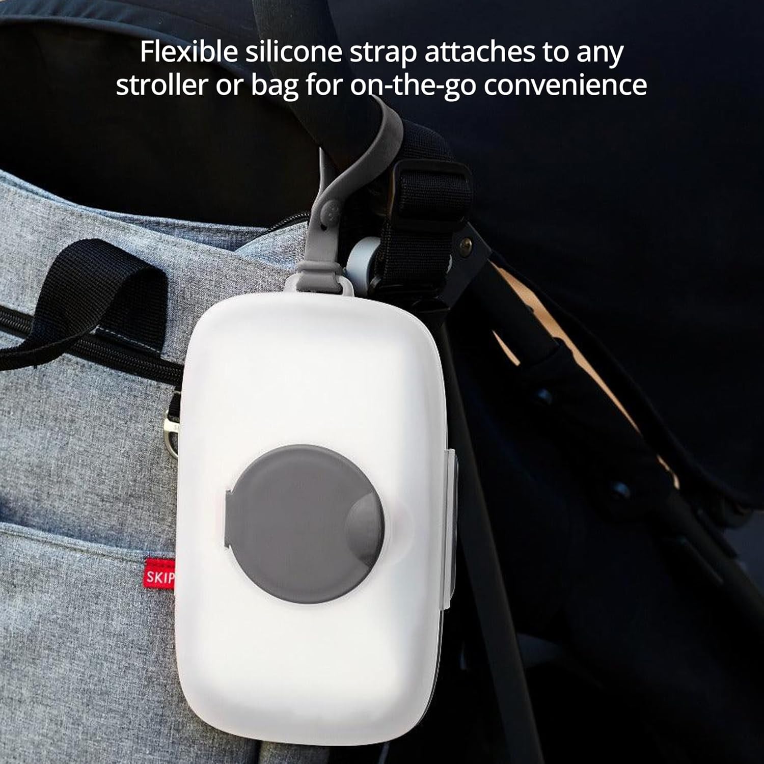 Skip Hop Grab & Go Snug Seal Wipes Case (2 Colors)