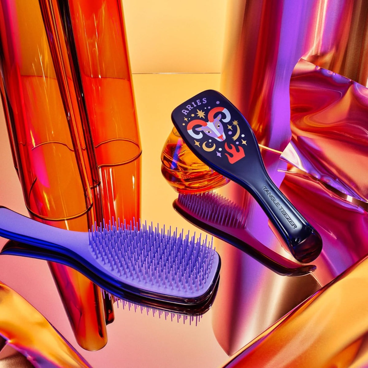 Tangle Teezer The Ultimate Detangler Regular Hairbrush, Straight & Curly (29 Colours) - Pupsik Singapore
