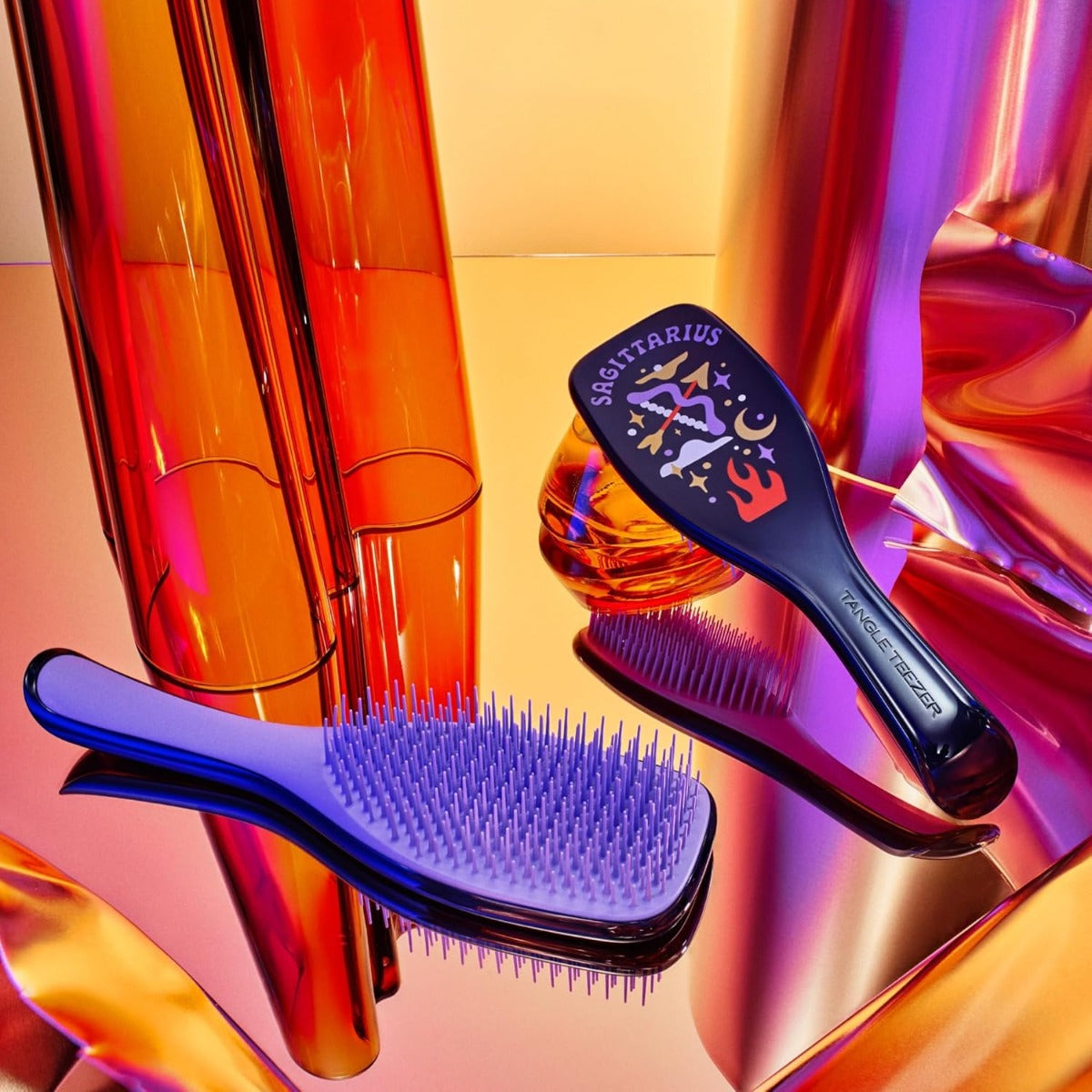 Tangle Teezer The Ultimate Detangler Regular Hairbrush, Straight & Curly (29 Colours) - Pupsik Singapore