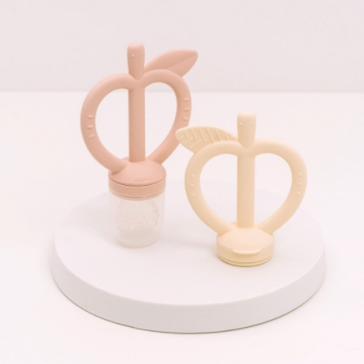 Moyuum Apple Peach Feeder Teether (3 Colours)