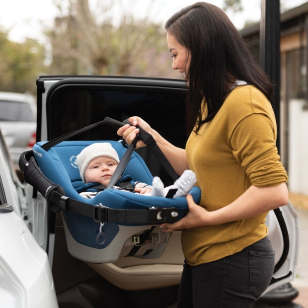 Maxi Cosi Coral XP Infant Car Seat - Essential Graphite