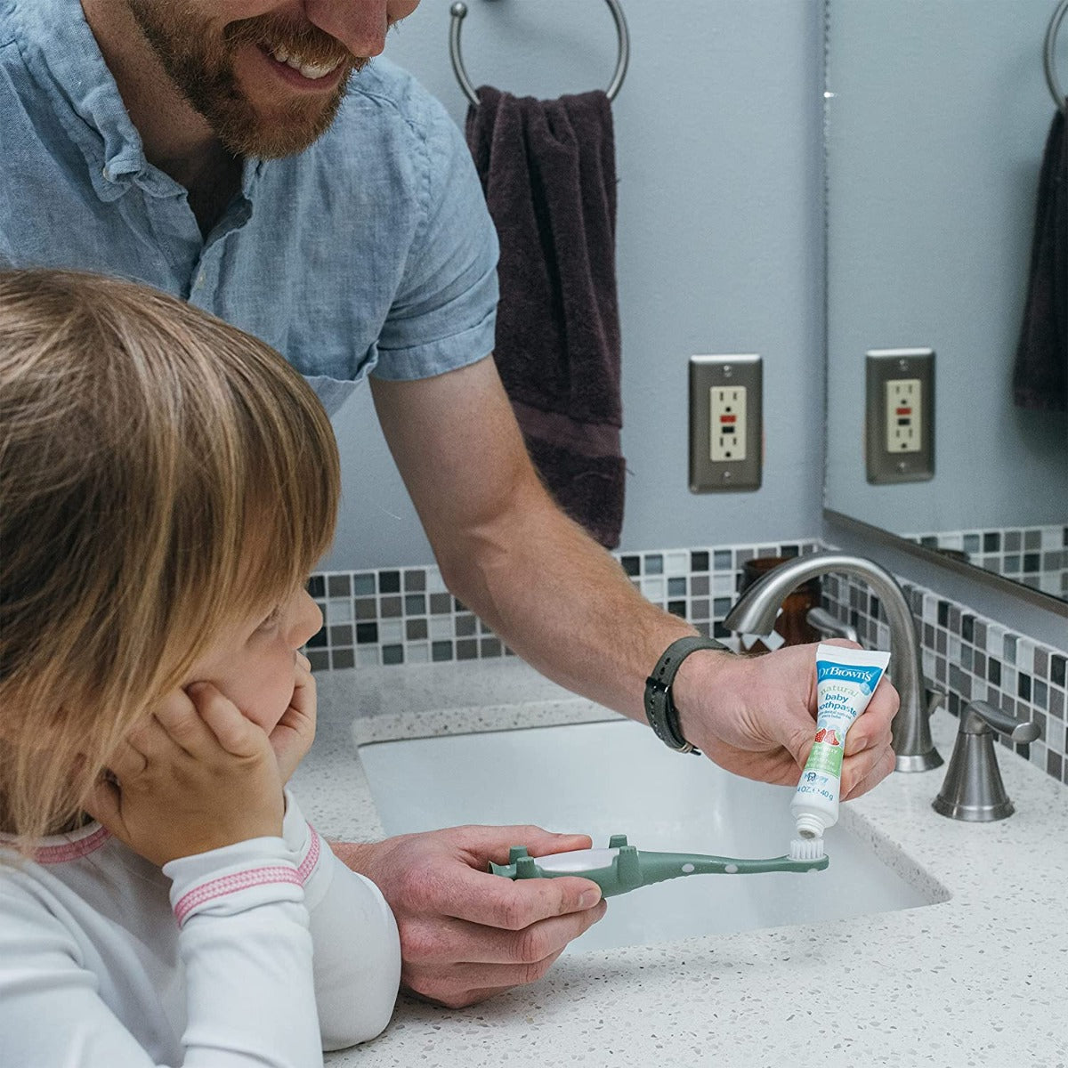 Dr. Brown's Natural Baby Toothpaste, 40g - Strawberry (exp 08/27)