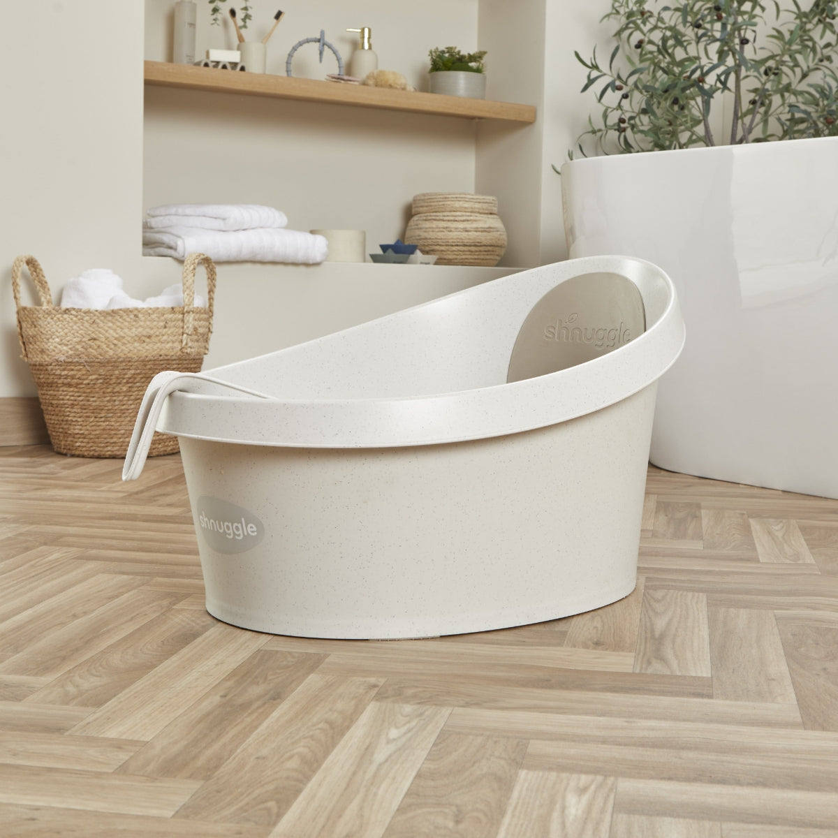 Shnuggle Toddler Bath Tub with Plug & Foam Backrest (2 Colors)