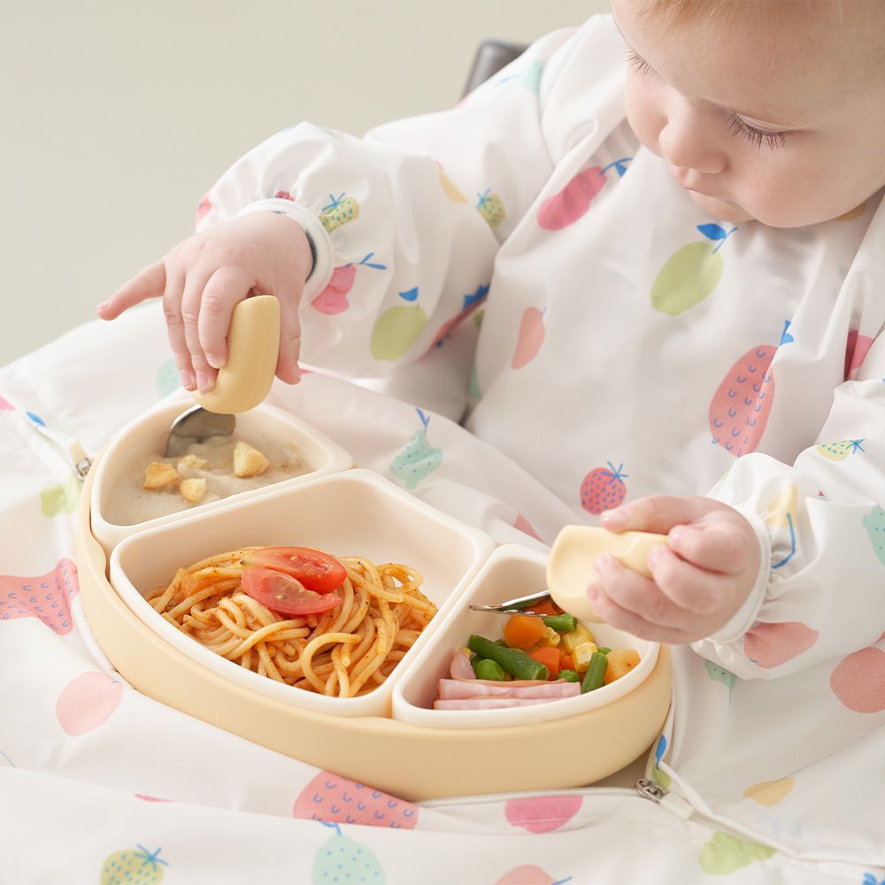 Moyuum Croissant Silicone Divider Suction Plate (3 Colors)