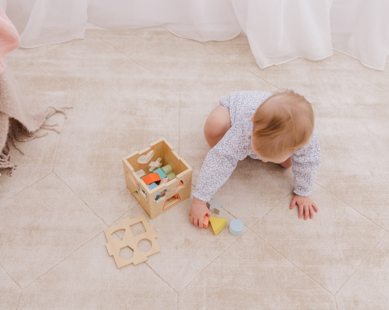 Bubble Wooden Shape Sorting Cube