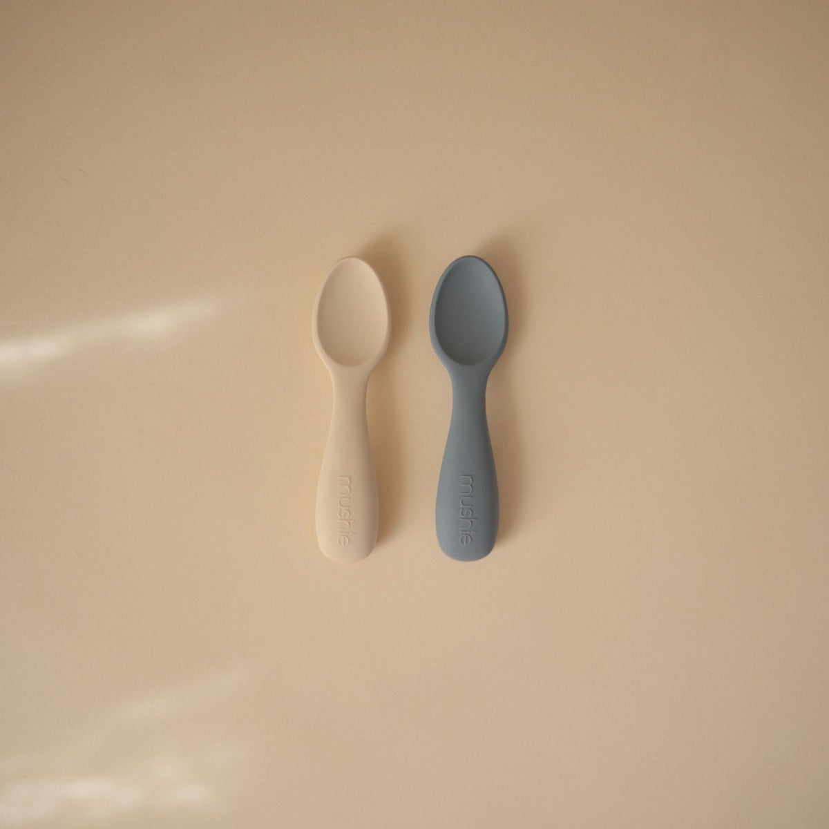 Mushie Silicone Toddler Starter Spoons, 2pk (4 Colors) - Pupsik Singapore
