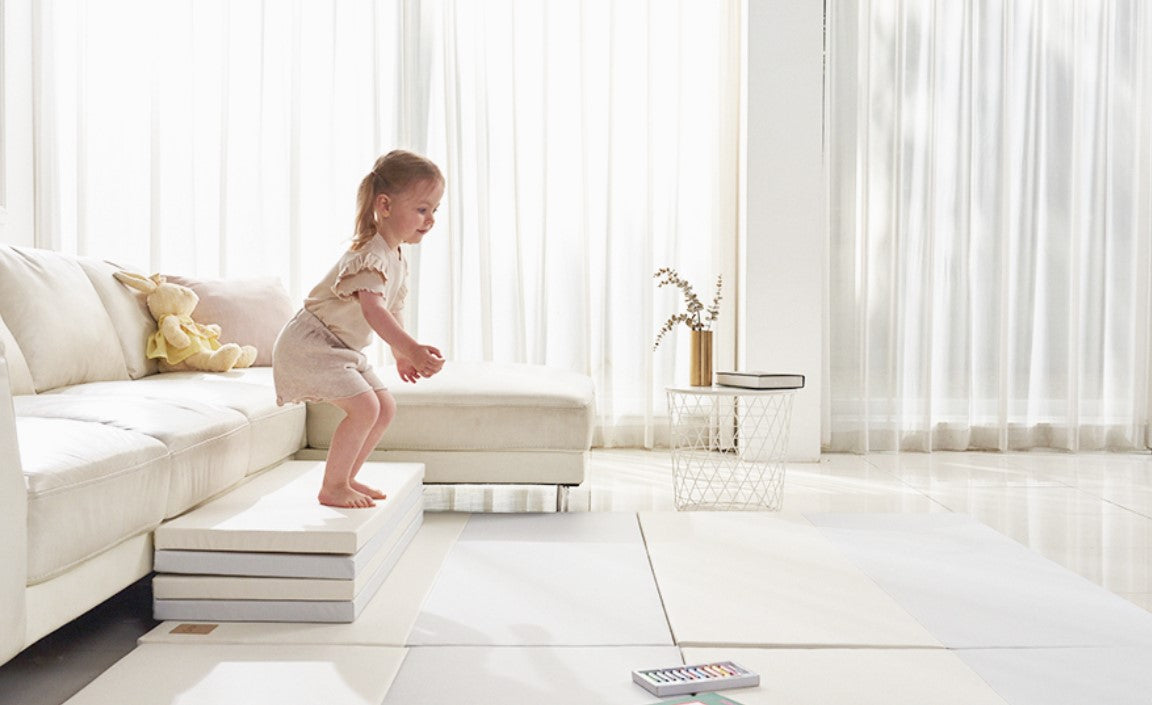 Caraz Secret Ultra Folding Playmat, 160 x 200cm (4 Colors)
