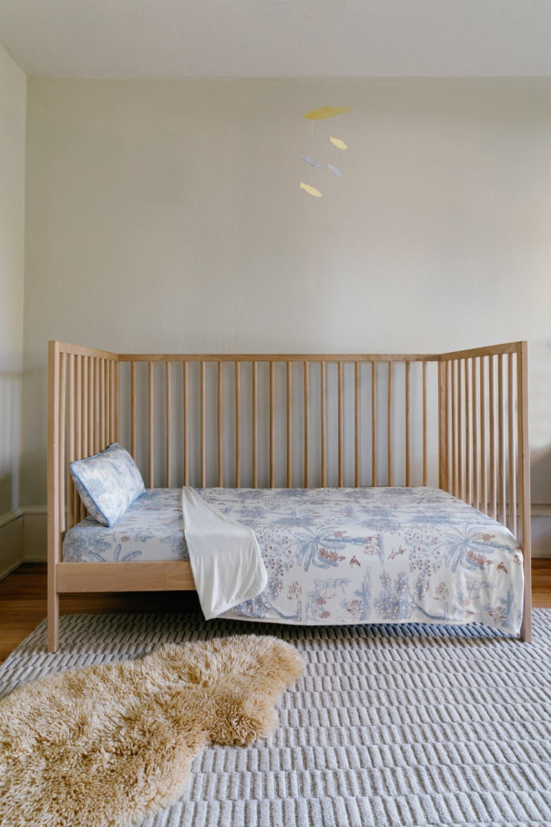 House of Holly Luxe Bamboo Blanket +  Free pillowcase for M size pillows (17 Designs)