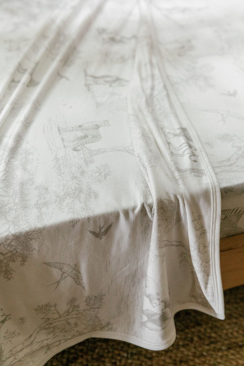 House of Holly Luxe Bamboo Blanket +  Free pillowcase for M size pillows (17 Designs)