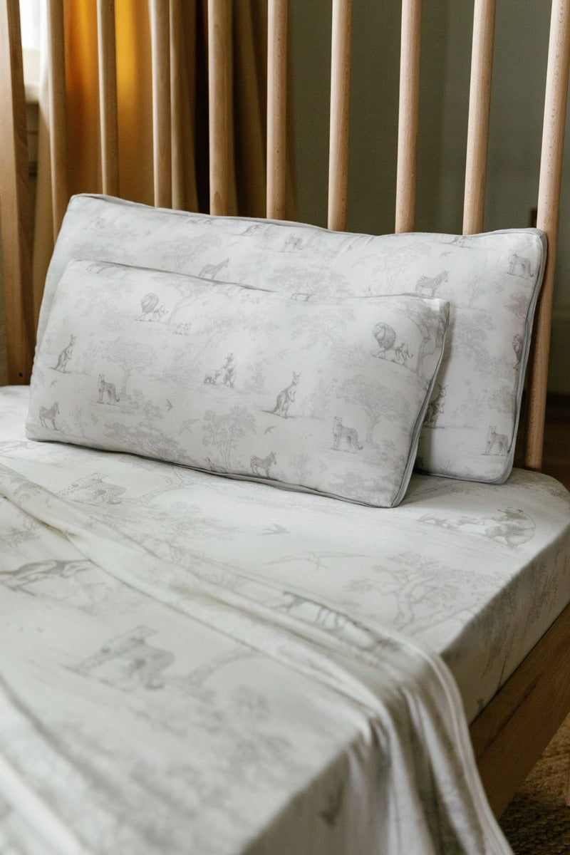 House of Holly Luxe Bamboo Blanket +  Free pillowcase for M size pillows (17 Designs)