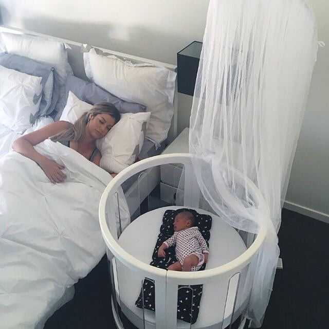 Babyhood Kaylula Cot Net & Stand - White