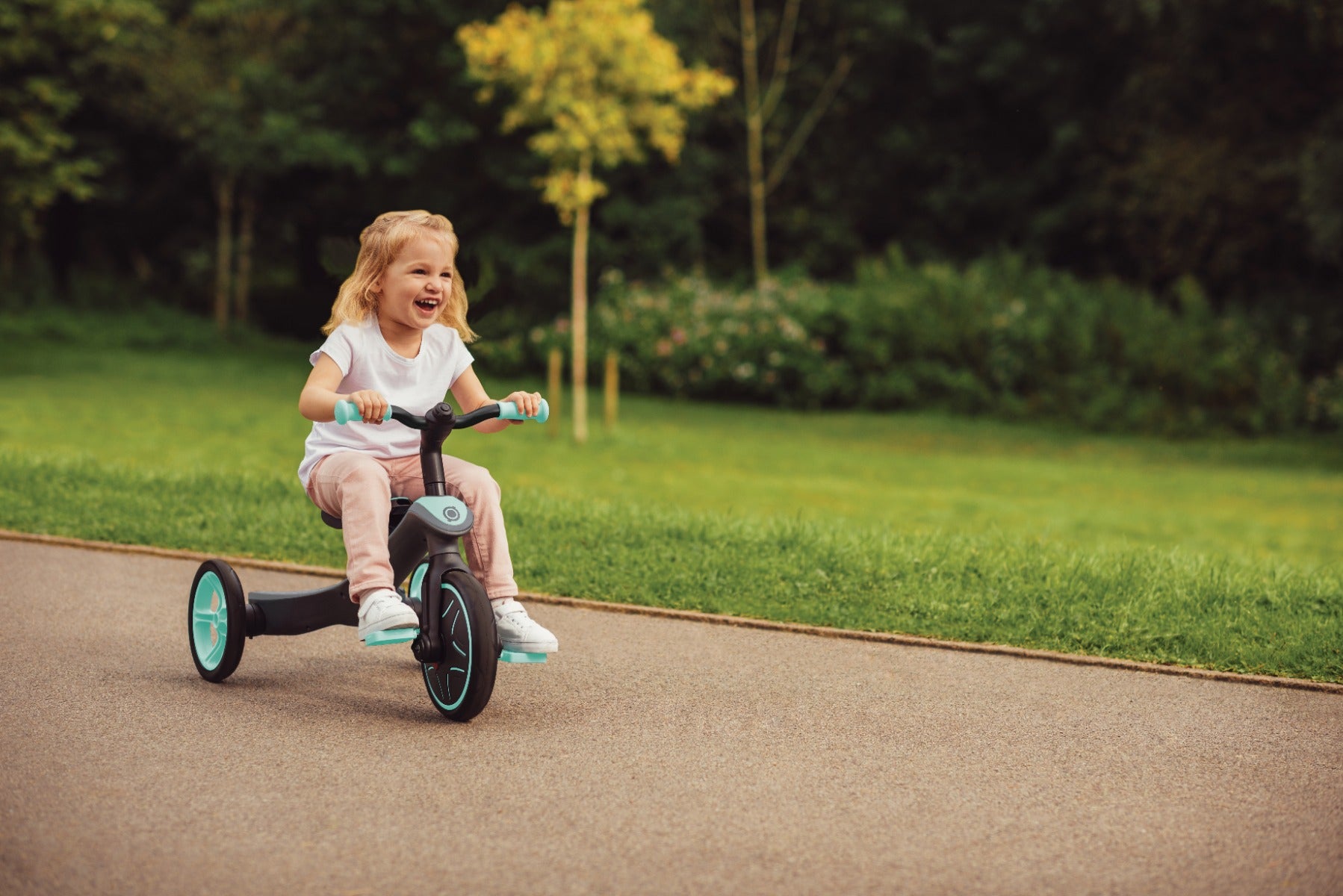Globber Explorer Trike 4 in 1 - V3 (4 Colours) - Pupsik Singapore