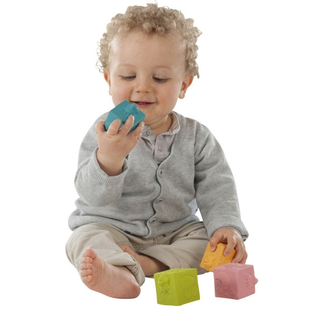 Sophie The Giraffe So' Pure Cubes & Balls, 4pc