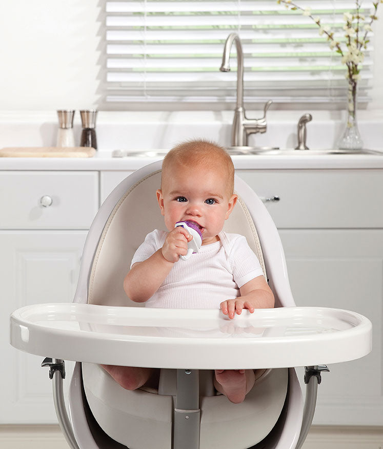 Munchkin Baby Food Feeder (2 colors)