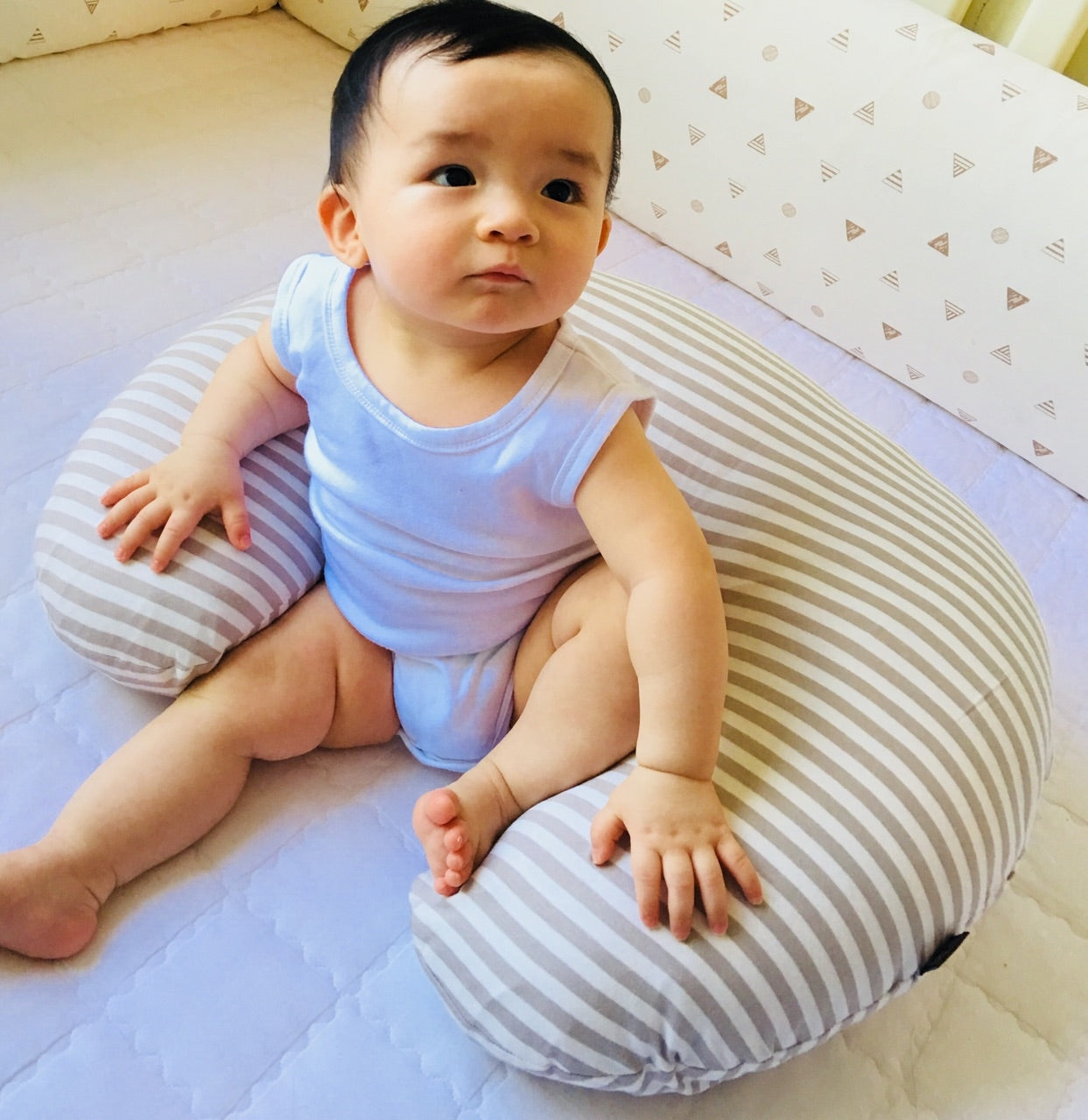Dream Nursing Pillow - Grey