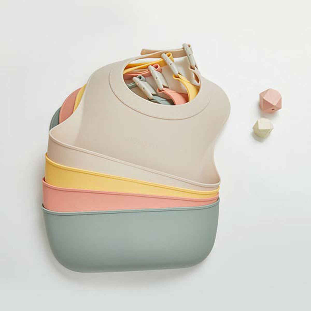 Moyuum Premium One Touch Buckle Silicone Baby Bib (4 Colors)