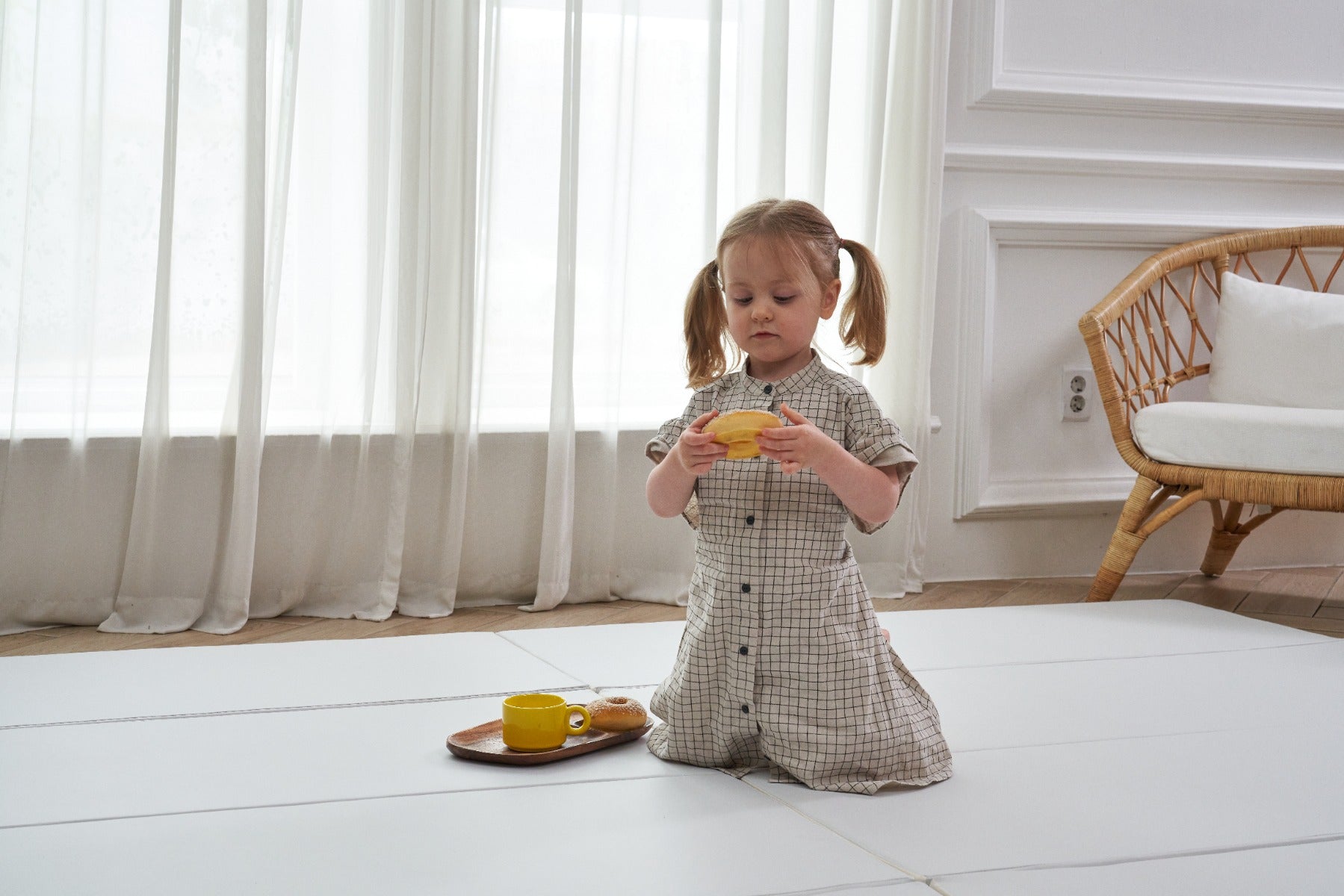 Caraz Secret Ultra Folding Playmat, 160 x 200cm (4 Colors) - Pupsik Singapore