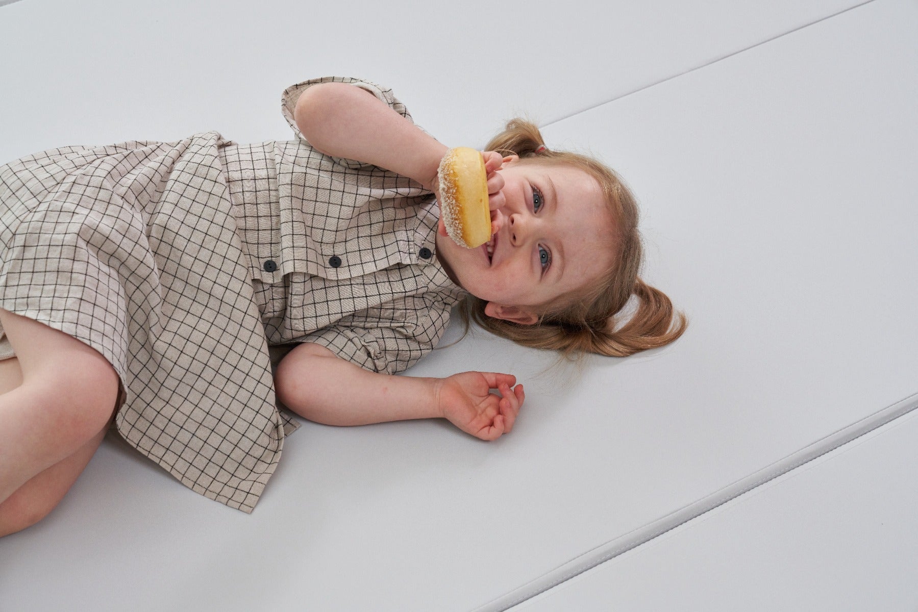 Caraz Secret Ultra Folding Playmat, 160 x 200cm (4 Colors)