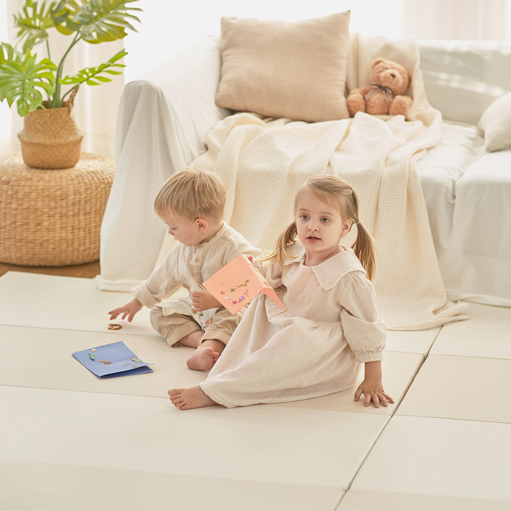 Caraz Secret Ultra Folding Playmat, 160 x 200cm (4 Colors)