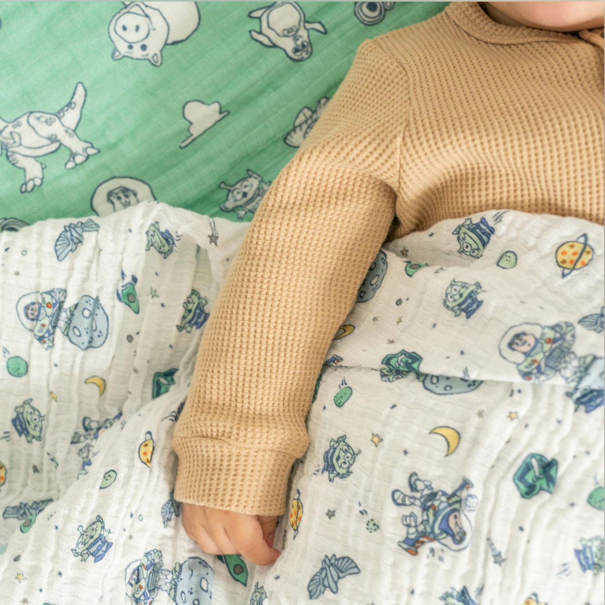 Aden Anais Essentials Muslin Cotton Swaddle (44 x 44 in), 4pk (32 Designs)