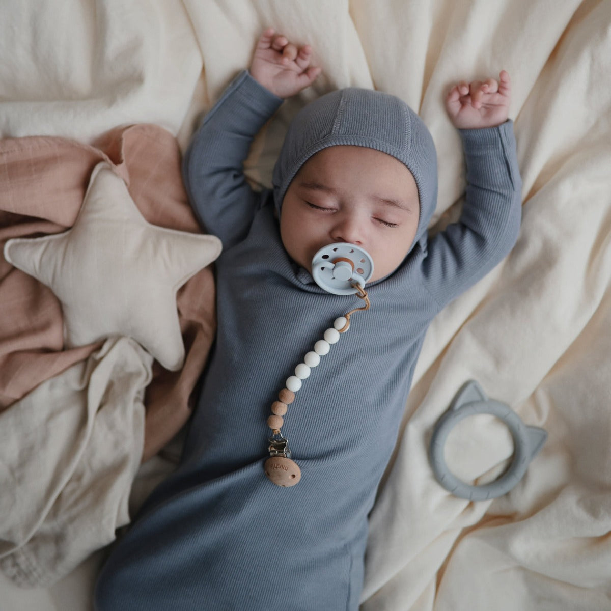 Mushie Silicone Cat Teether - Stone