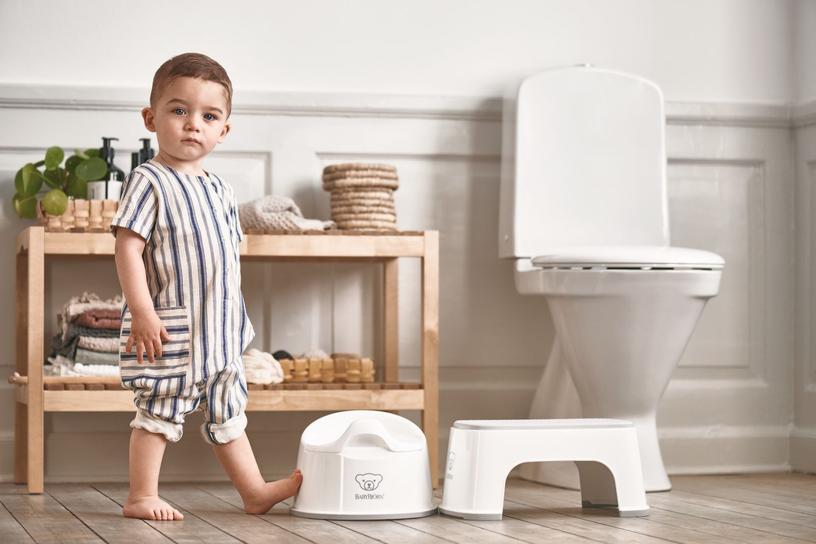 Baby Bjorn Step Stool (2 Colours)