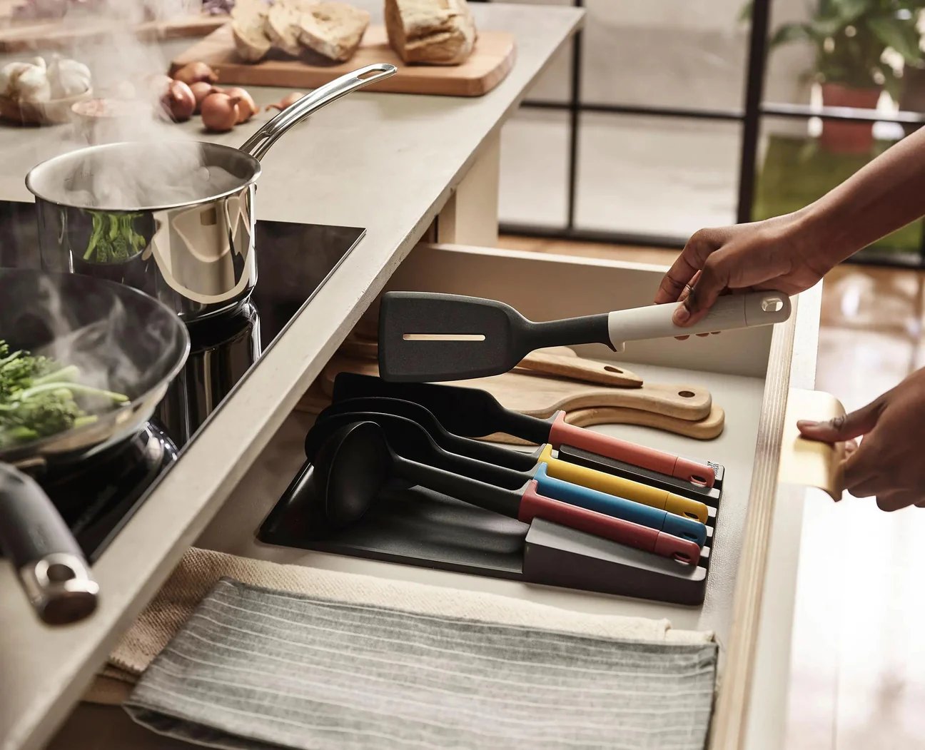 Joseph Joseph Elevate 5-piece Multicolour In-drawer Utensil Set