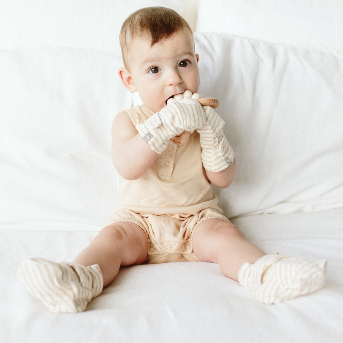 Goumi x Pupsik Bamboo Stay On Booties – Dune Stripes (2 sizes)