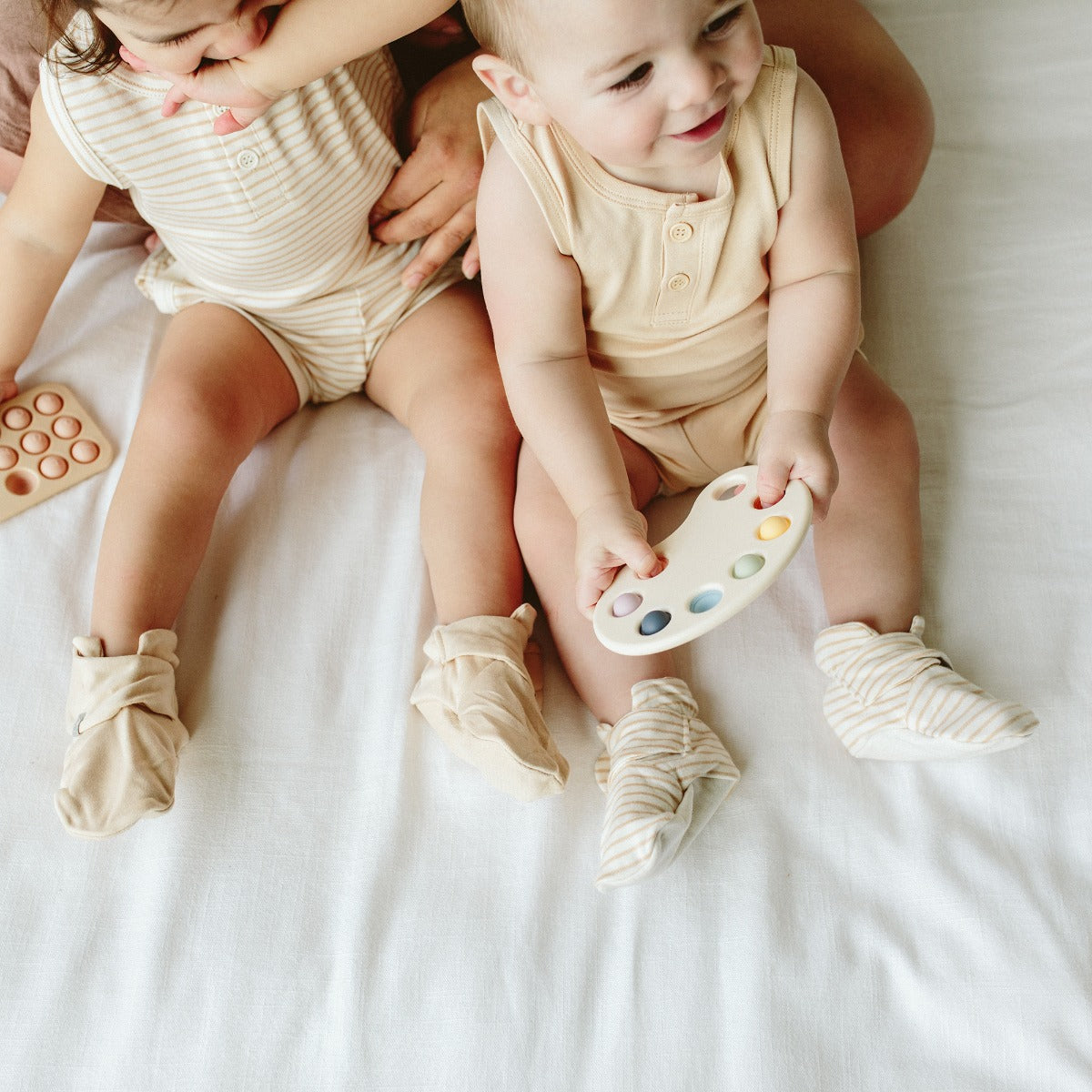 Goumi x Pupsik Bamboo Stay On Booties – Dune Stripes (2 sizes) - Pupsik Singapore