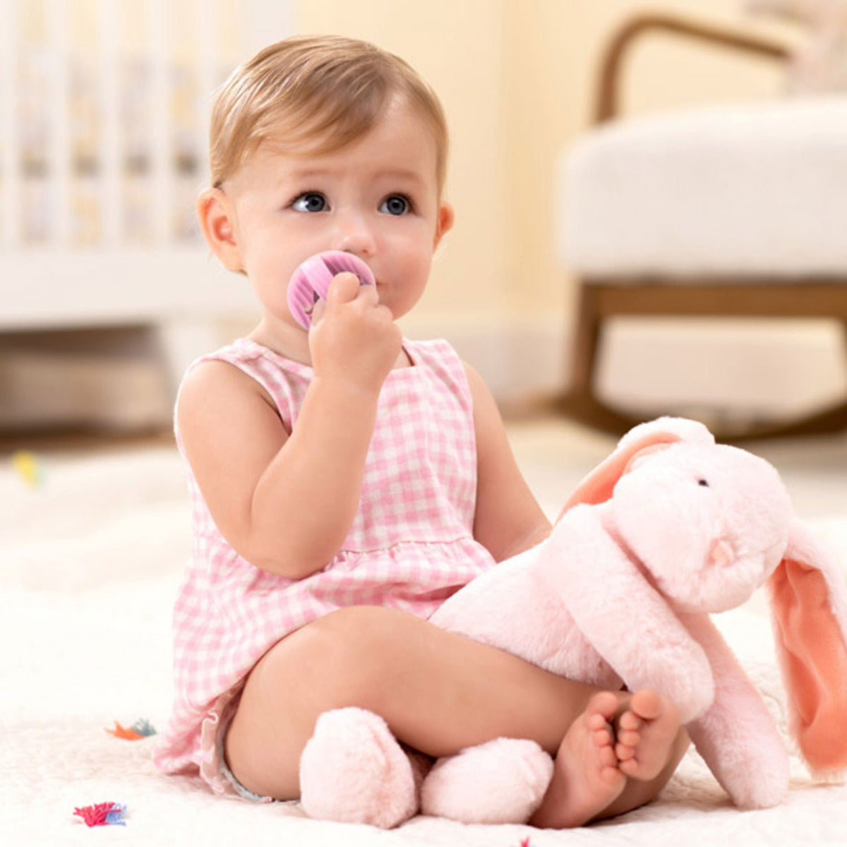 Munchkin Sili-Soothe & Teethe™ Silicone Pacifier & Teether, 2pk (2 Colors) - Pupsik Singapore