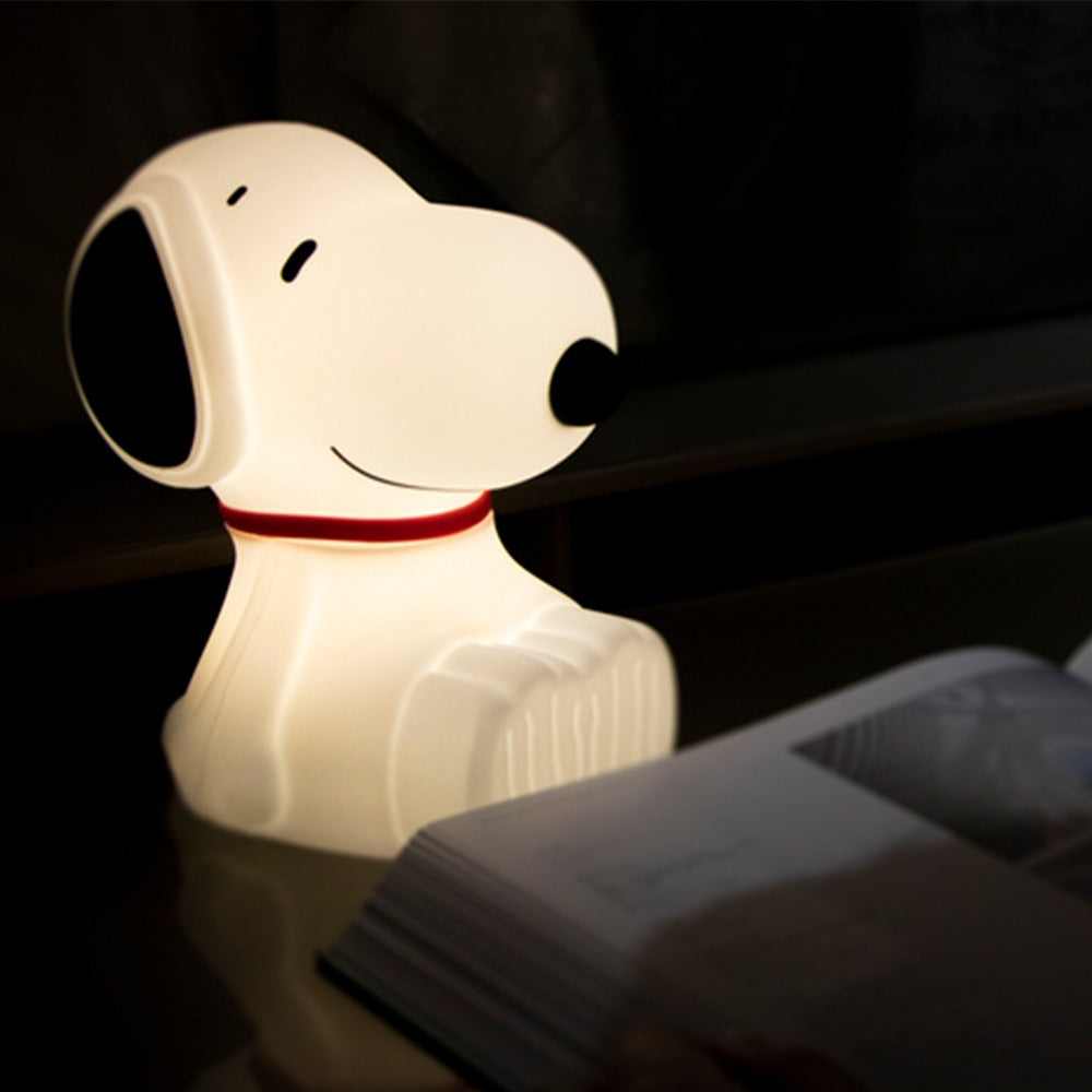 Peanuts VIPO Snoopy Night Light (2 Sizes)