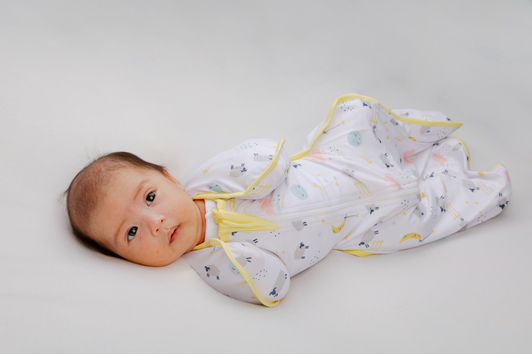 A, Apple Pie Bamboo Swaddle Wearable Blanket - Goodnight Sheep (3 Sizes)