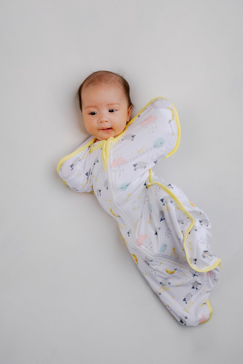 A, Apple Pie Bamboo Swaddle Wearable Blanket - Goodnight Sheep (3 Sizes)