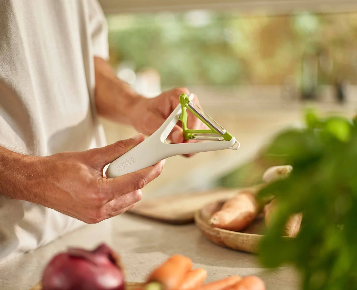 Joseph Joseph Switch 2-in-1 Multi-Blade Peeler