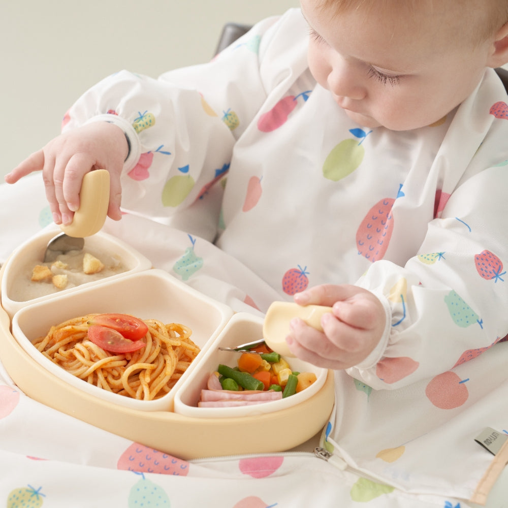 Moyuum Waterproof Bib, Fruits (Sleeveless/Long-Sleeve)