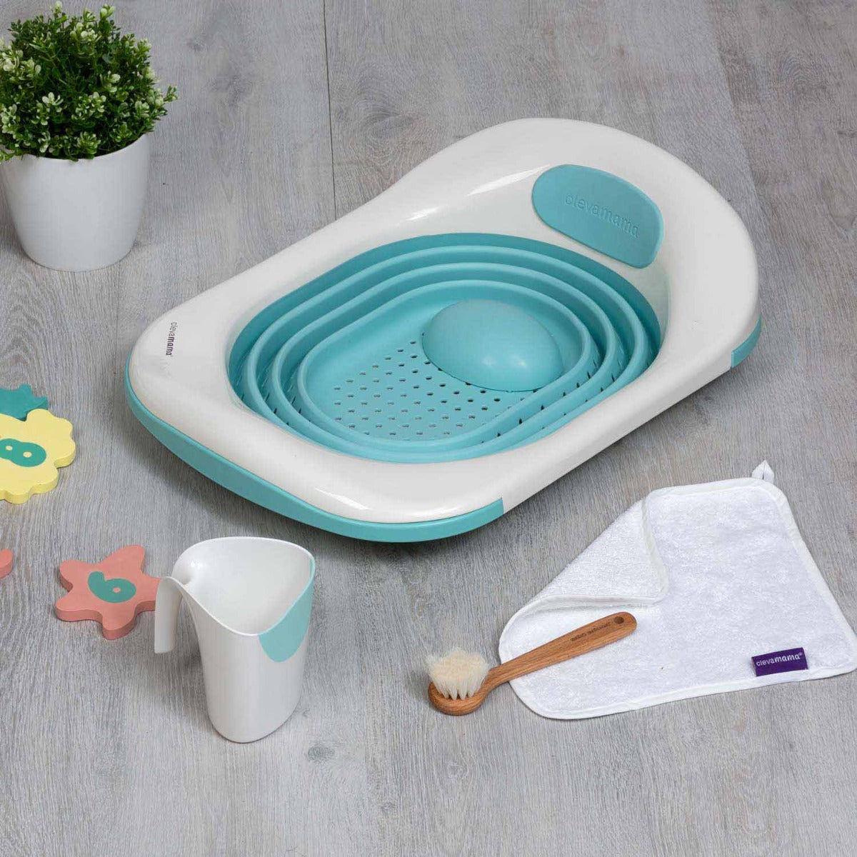 Clevamama ClevaRinse™ Baby Bath Shampoo Rinse Cup (3 Colors)